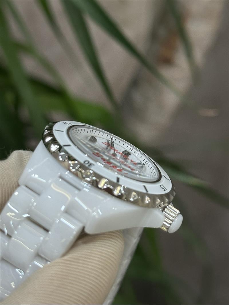 202457162252333 1000